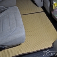 Автомобильные коврики EVA на Dodge Grand Caravan V (2007-2020) 2 ряд: кресла 1+1 убираются в пол