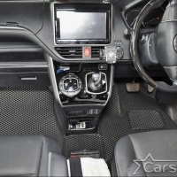 Автомобильные коврики EVA на Toyota Noah-Voxy III пр.руль (2014->)