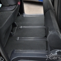 Коврики текстильные на Toyota Noah-Voxy II пр.руль (2007-2015) 2 ряд - без прохода