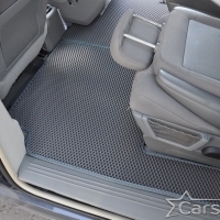 Автомобильные коврики EVA на Chrysler Town & Country V (2007->) 2 ряд: кресла 1+1 убираются в пол